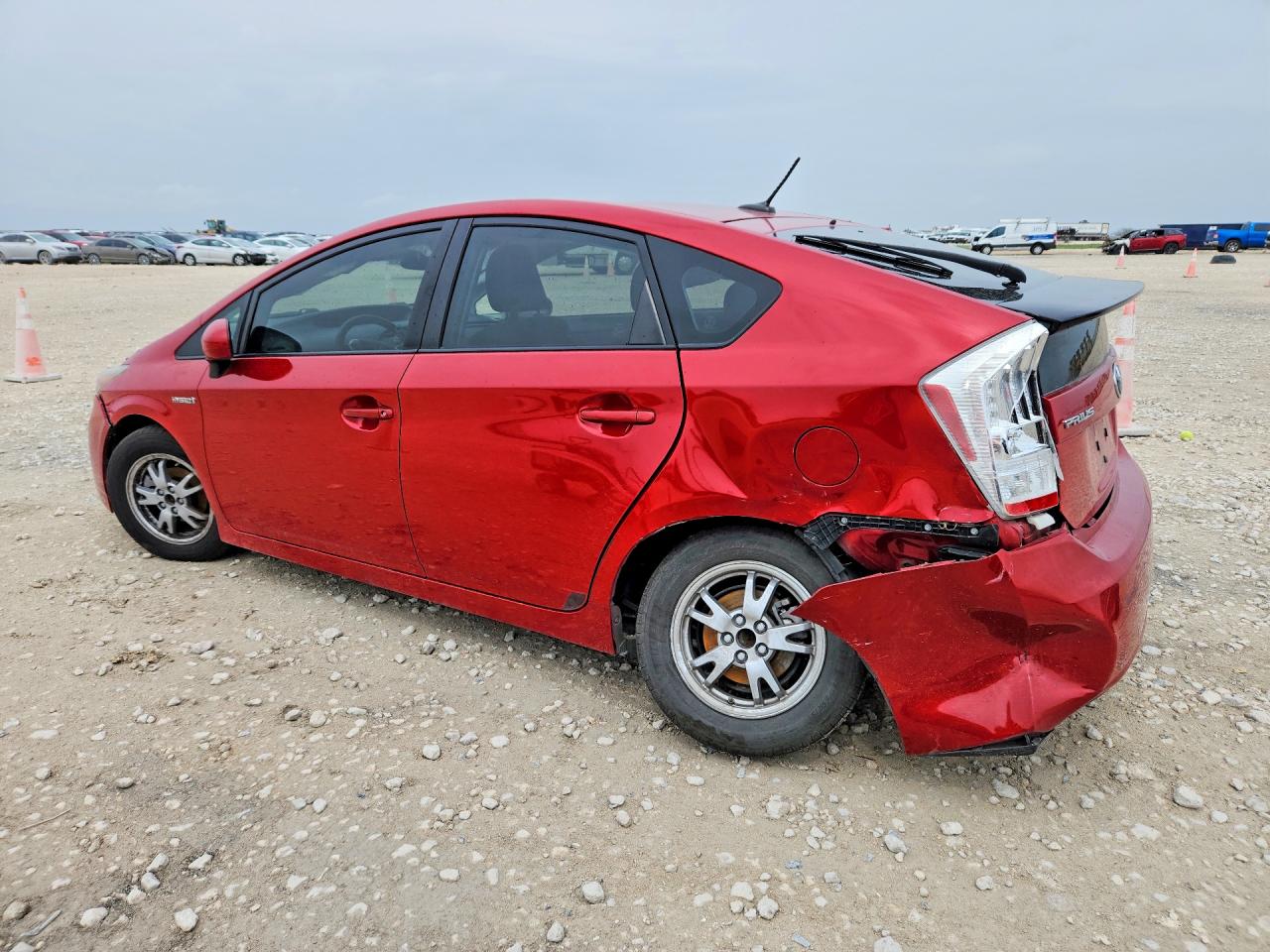 2011 TOYOTA PRIUS THREE photo 2