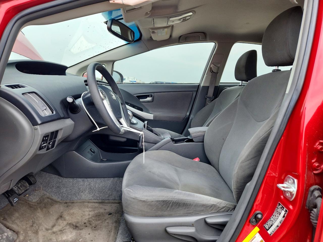 2011 TOYOTA PRIUS THREE photo 7