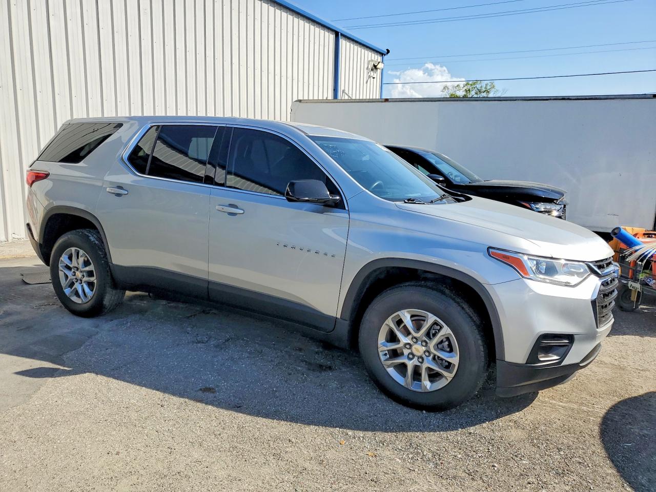 2020 CHEVROLET TRAVERSE LS photo 7