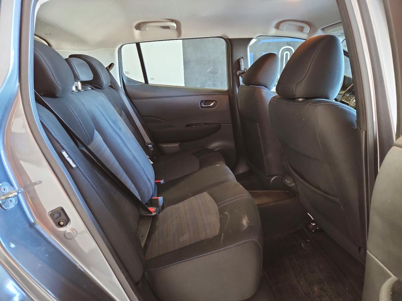 2020 NISSAN LEAF SV PLUS photo 11