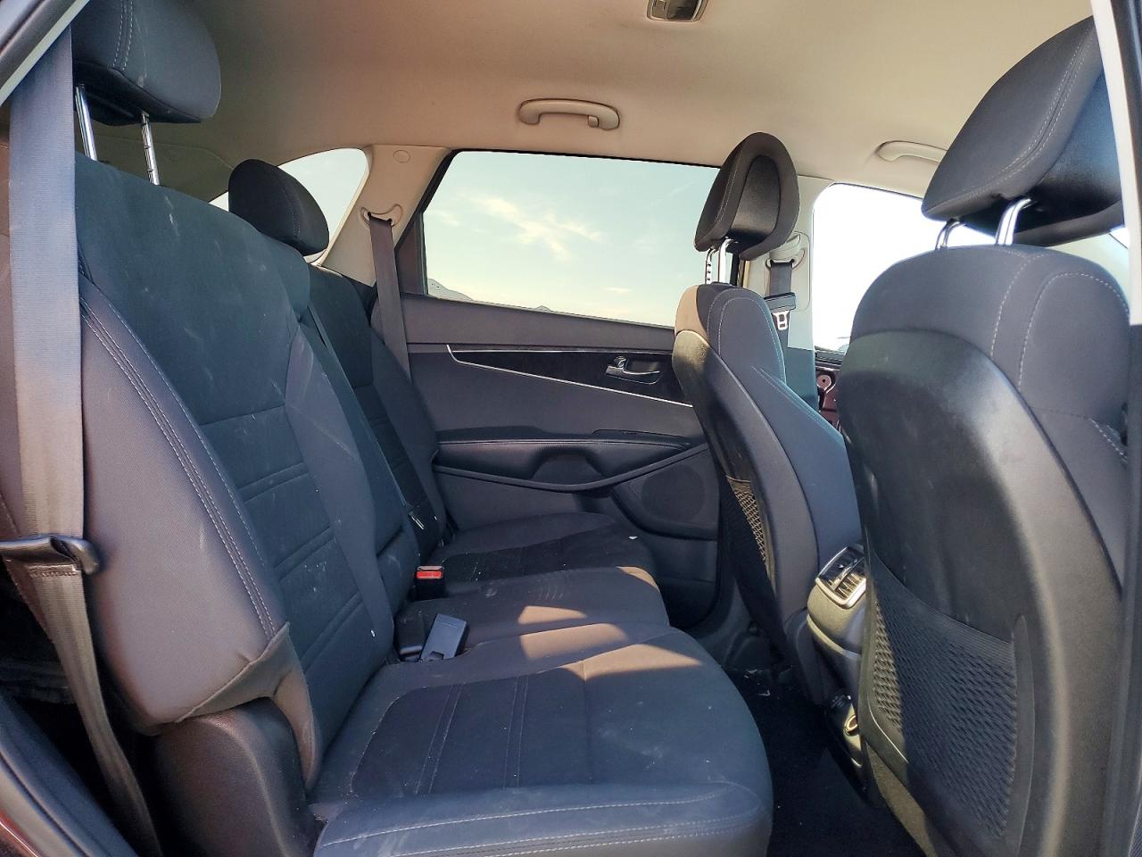 2016 KIA SORENTO LX V6 photo 19