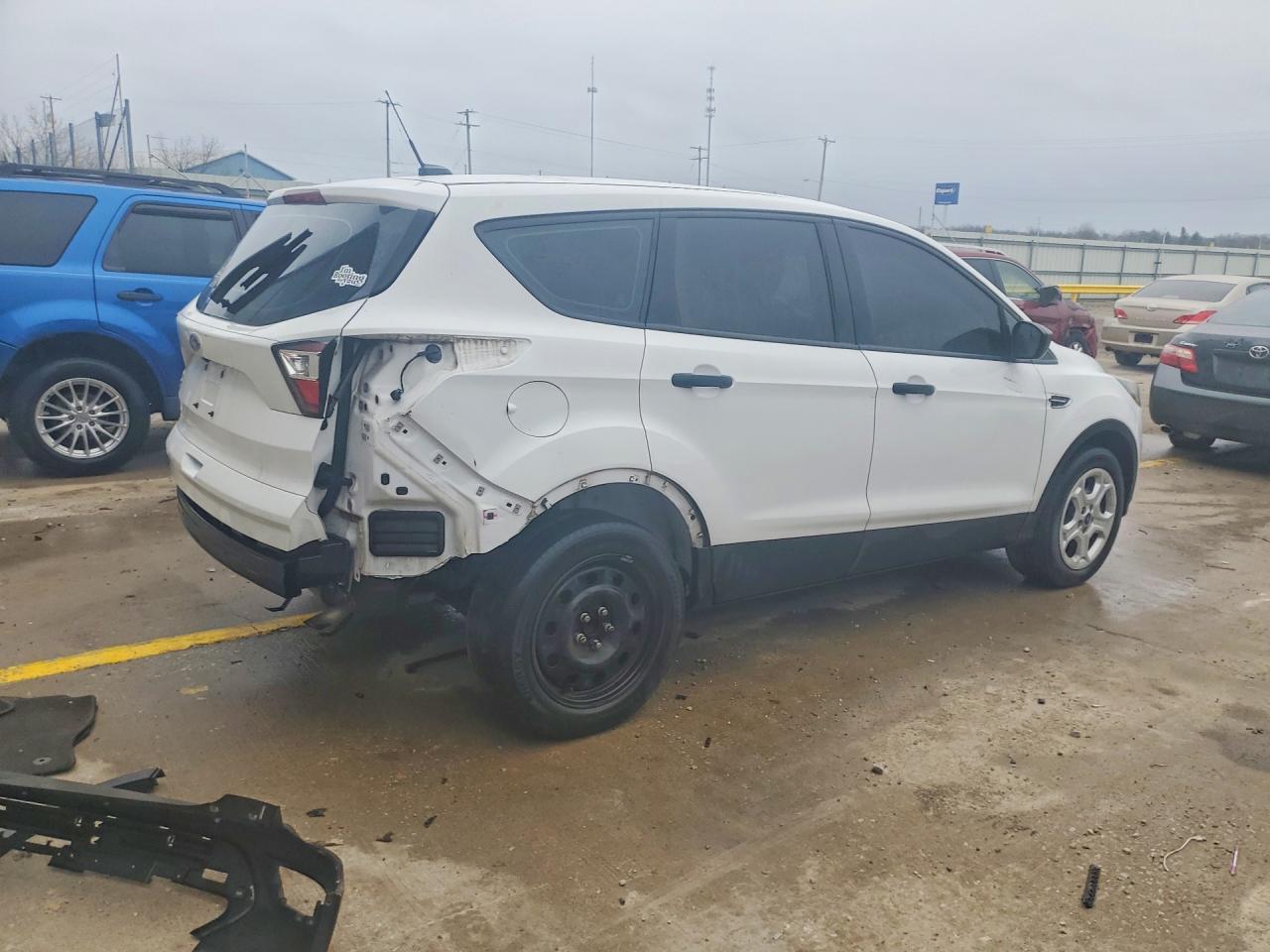 2018 FORD ESCAPE S photo 5