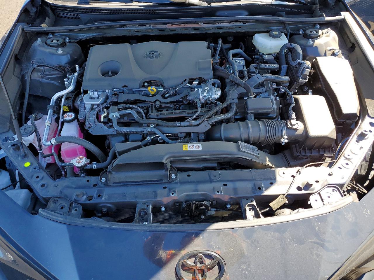 2025 TOYOTA CAMRY SE photo 21