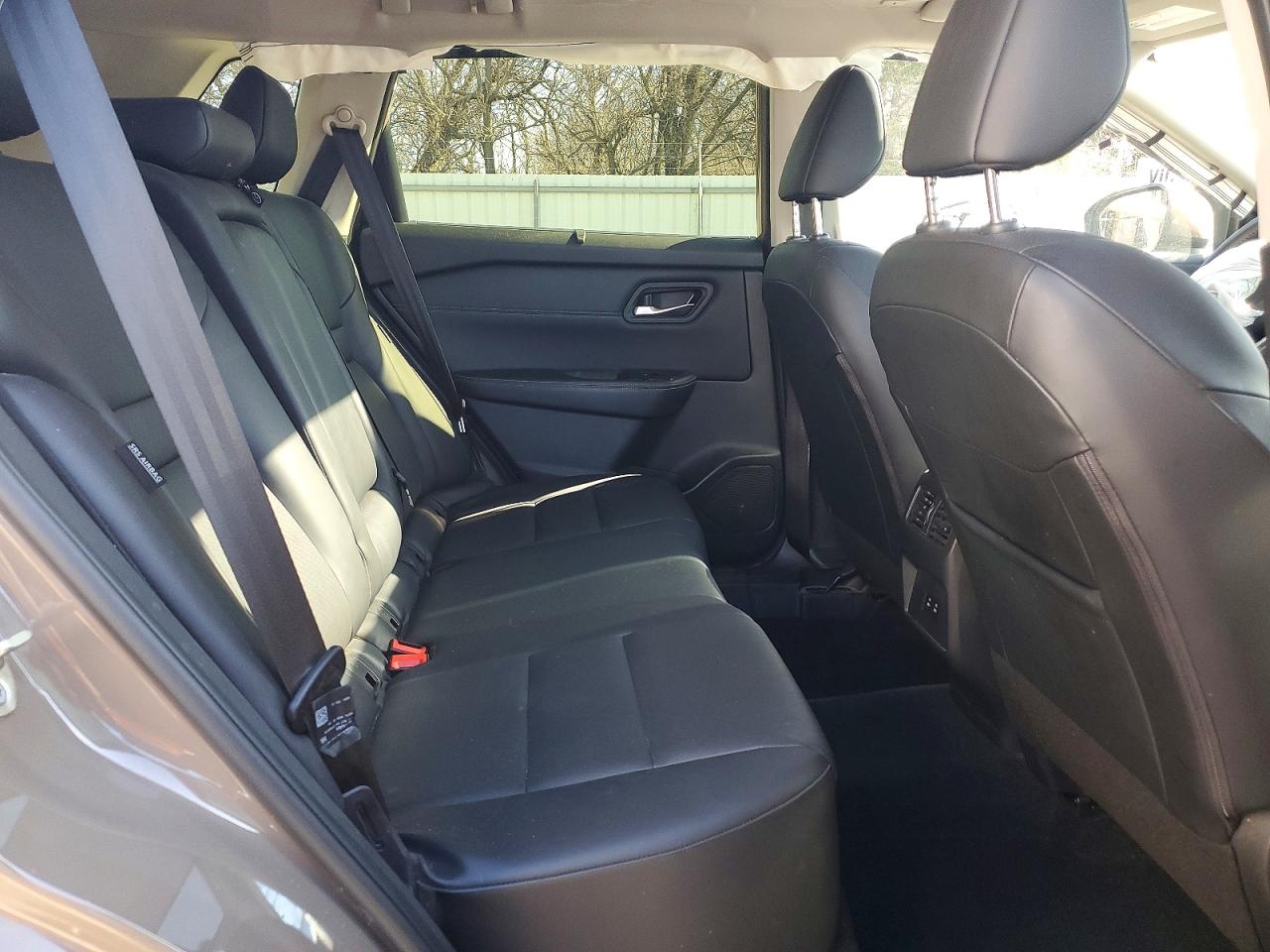 2024 NISSAN ROGUE SV photo 11