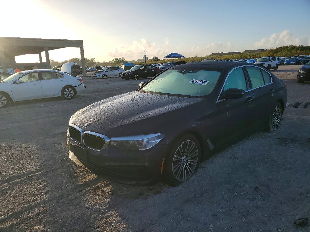 2019 BMW 530