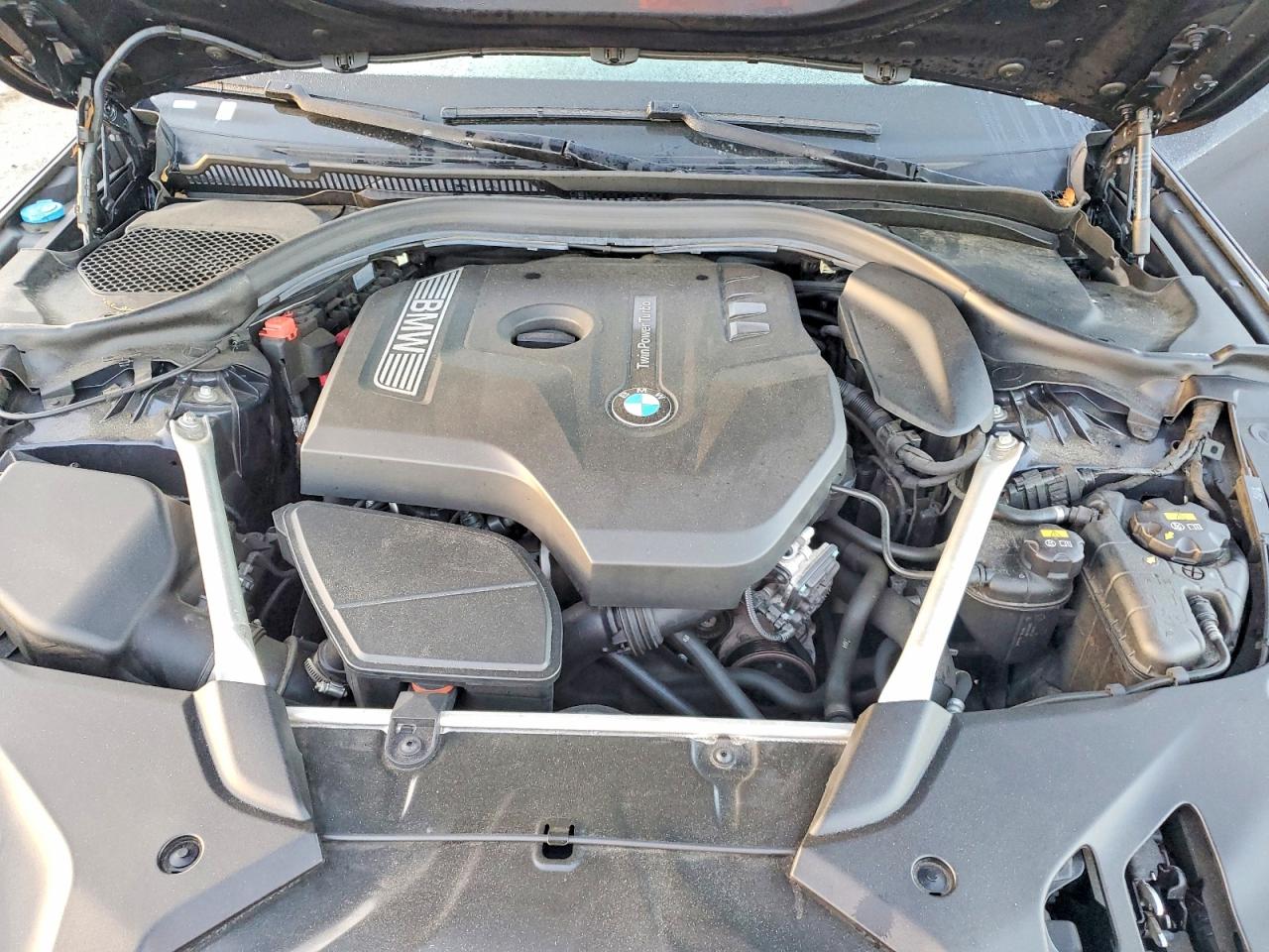 2019 BMW 530 XI photo 21