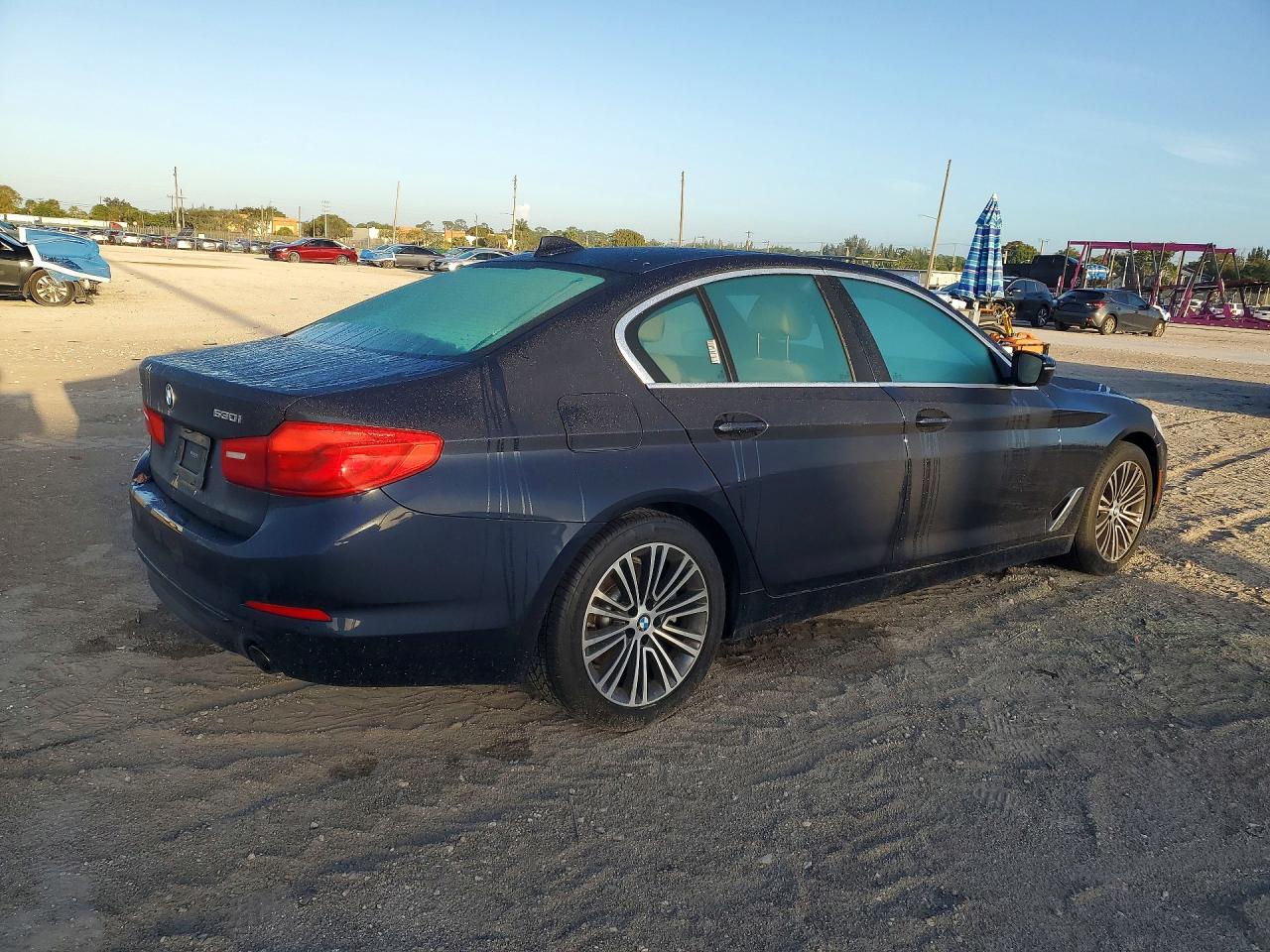 2019 BMW 530 XI photo 5