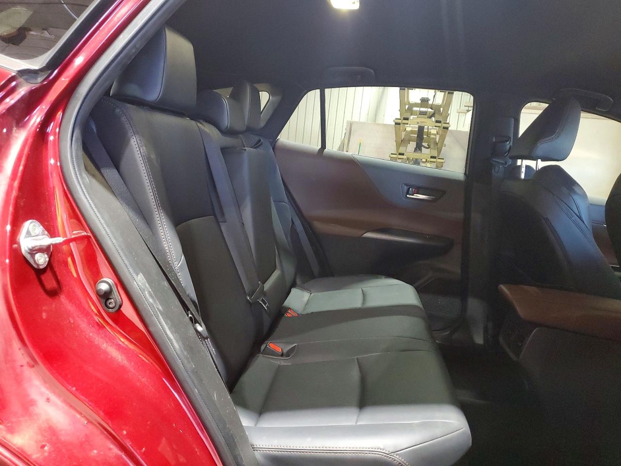 2022 TOYOTA VENZA XLE photo 11