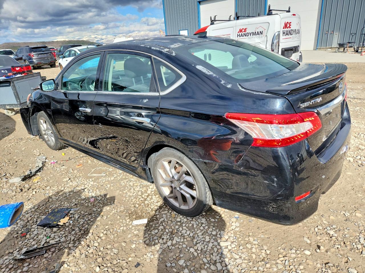 2015 NISSAN SENTRA SR photo 2