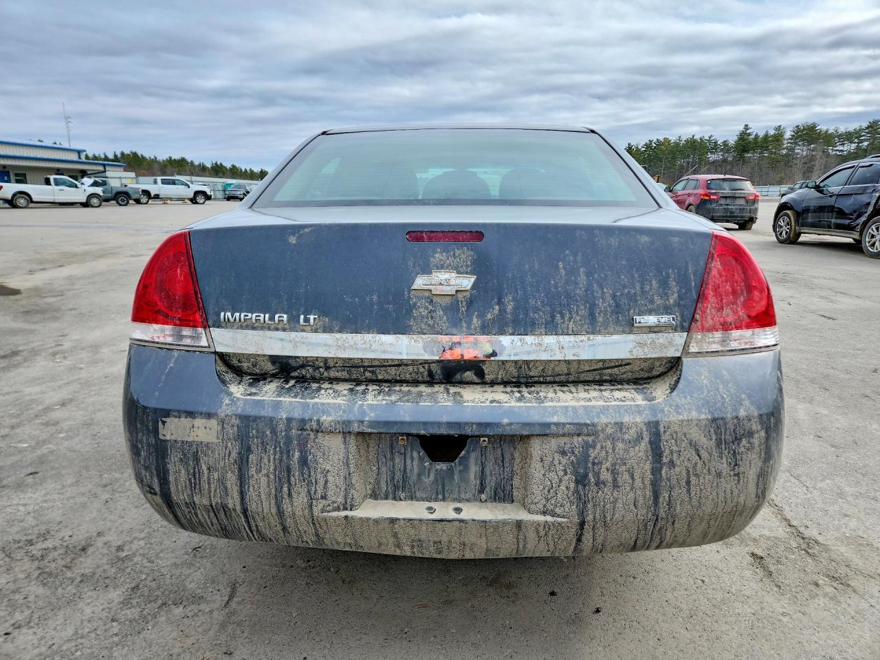 2011 CHEVROLET IMPALA LT photo 11