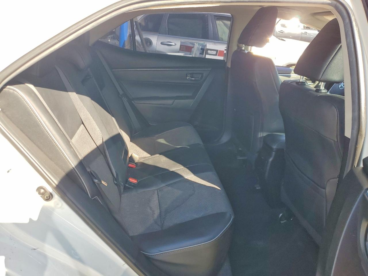 2016 TOYOTA COROLLA S photo 10