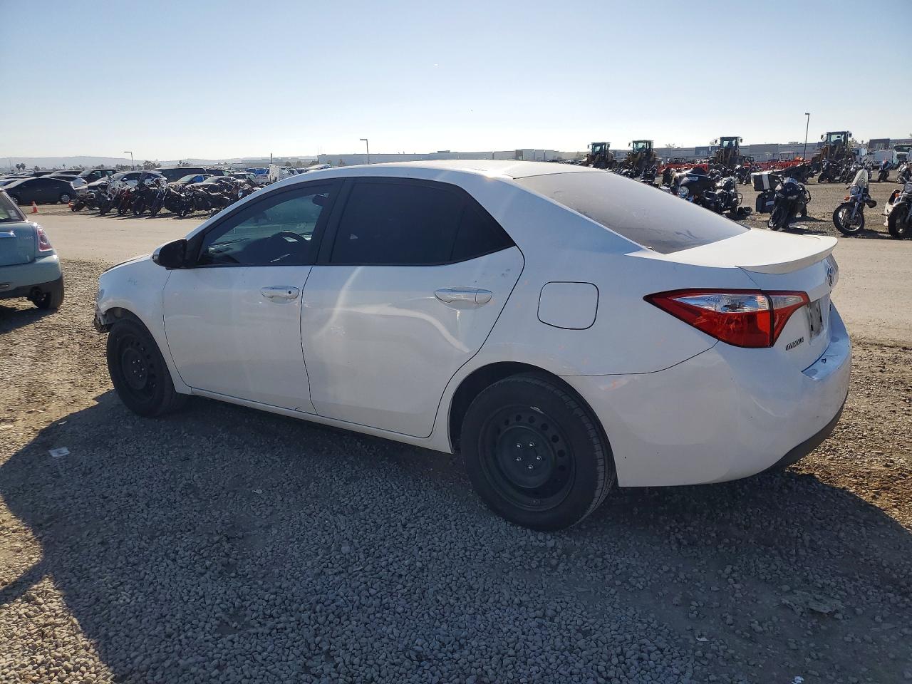 2016 TOYOTA COROLLA S photo 2
