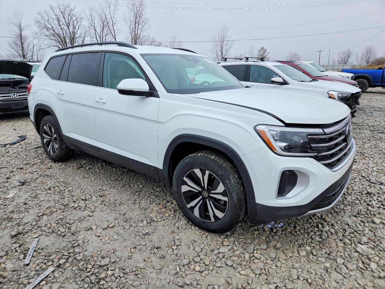 2024 VOLKSWAGEN ATLAS SE photo 4