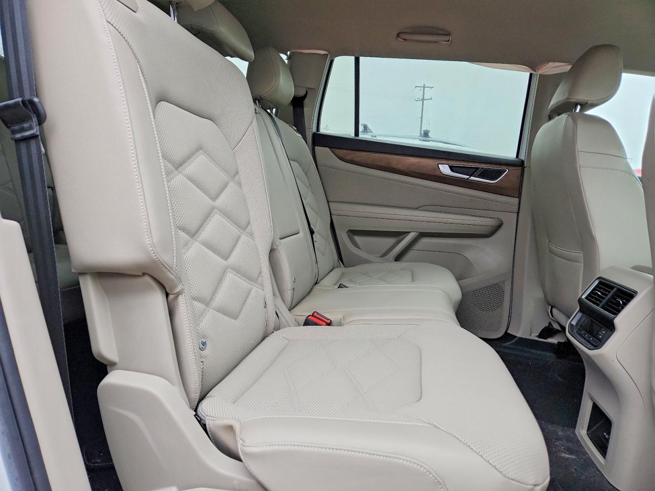 2024 VOLKSWAGEN ATLAS SE photo 11