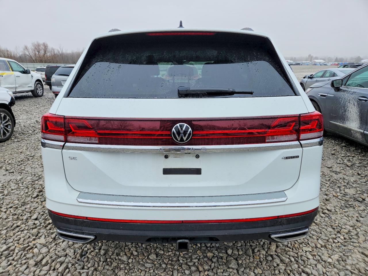 2024 VOLKSWAGEN ATLAS SE photo 6