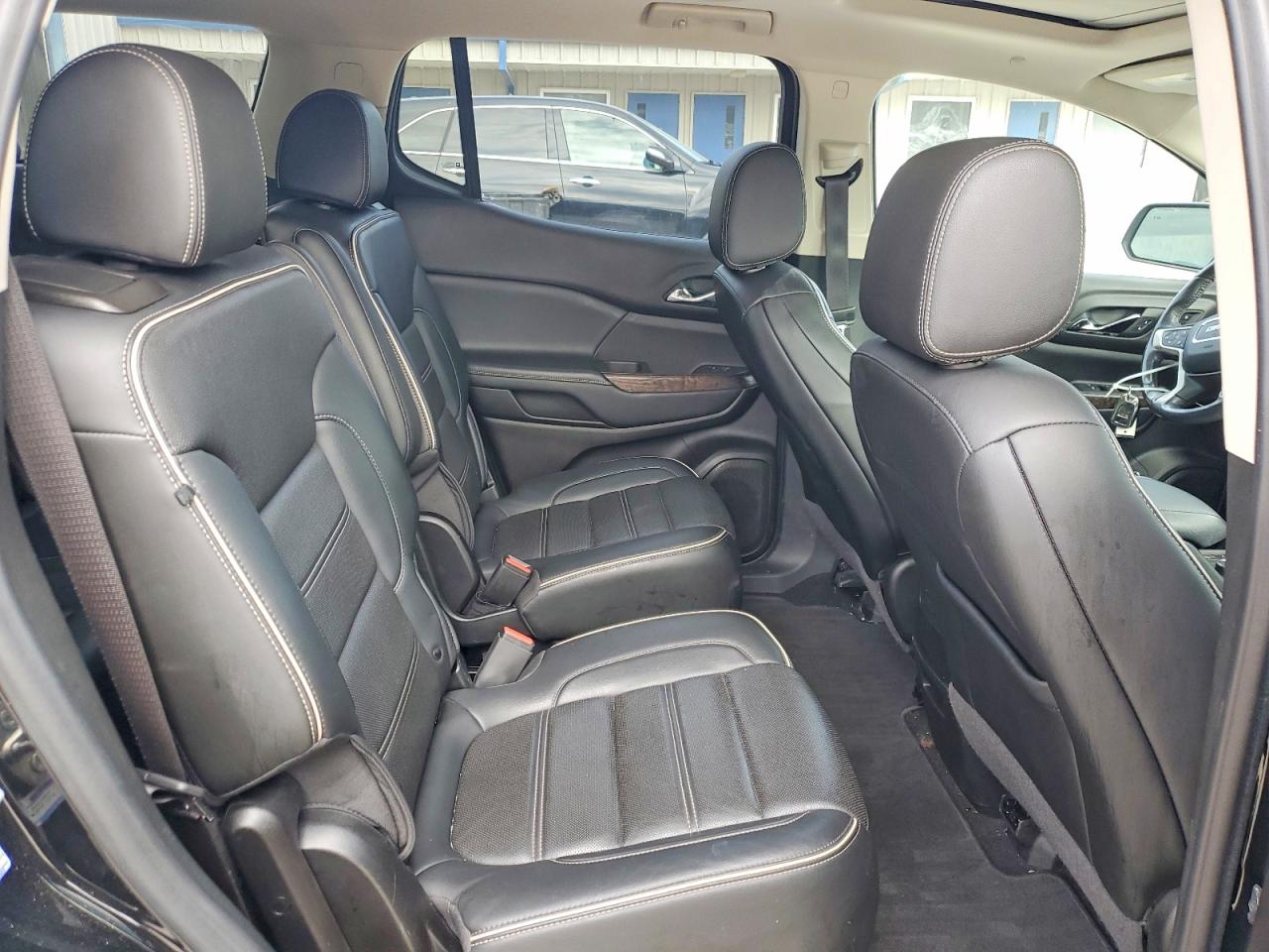 2021 GMC ACADIA DENALI photo 11