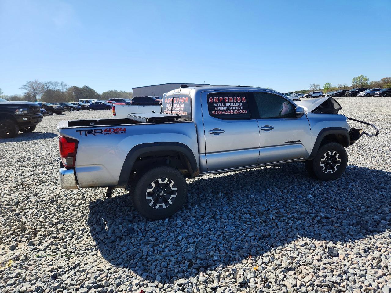 2019 TOYOTA TACOMA TRD OFF-ROAD photo 7