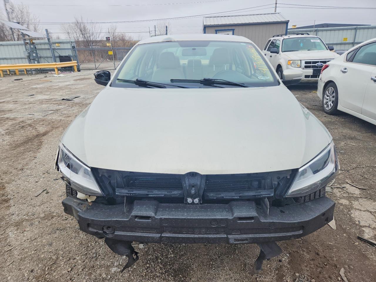 2011 VOLKSWAGEN JETTA SE photo 5