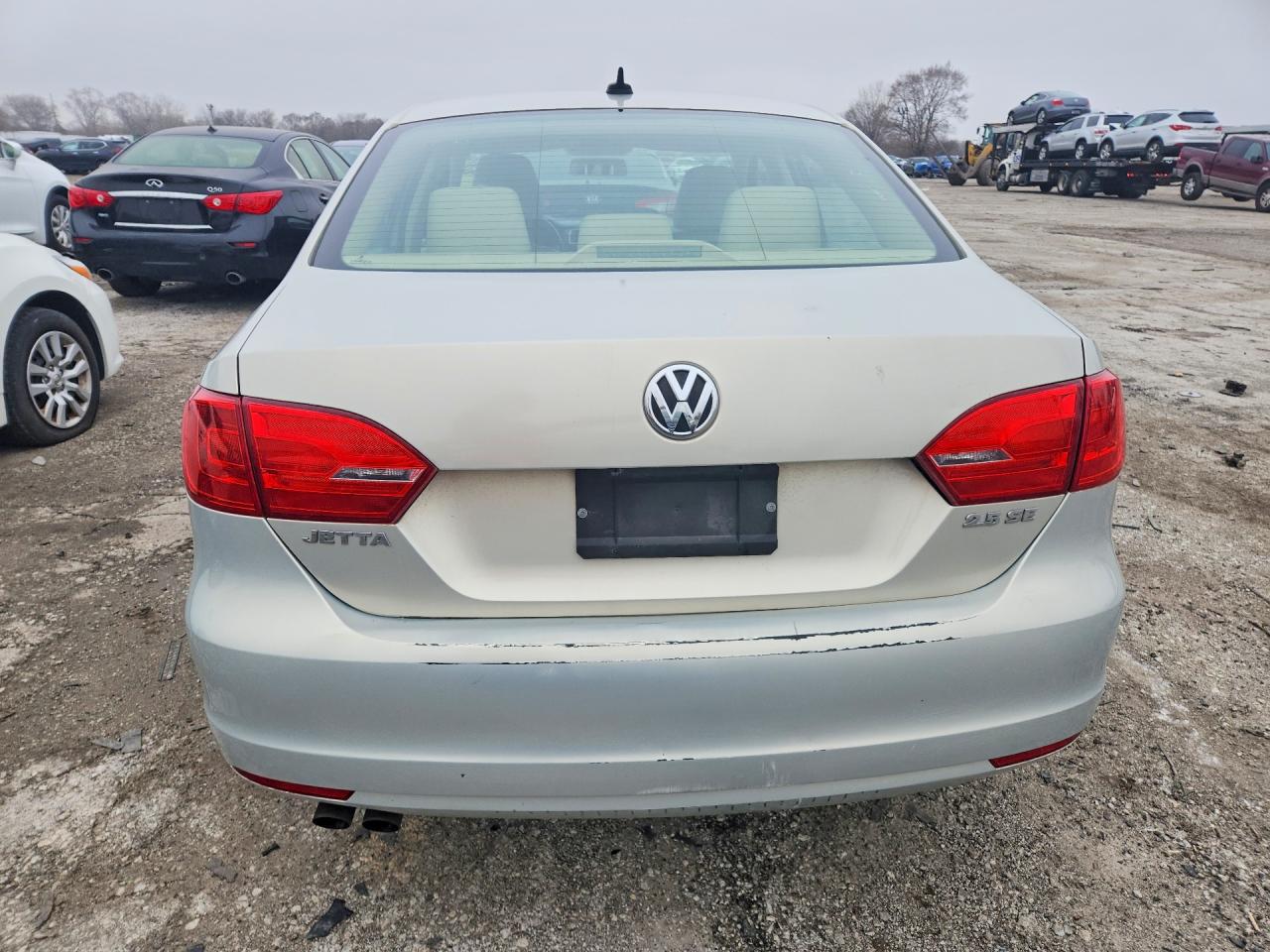 2011 VOLKSWAGEN JETTA SE photo 6