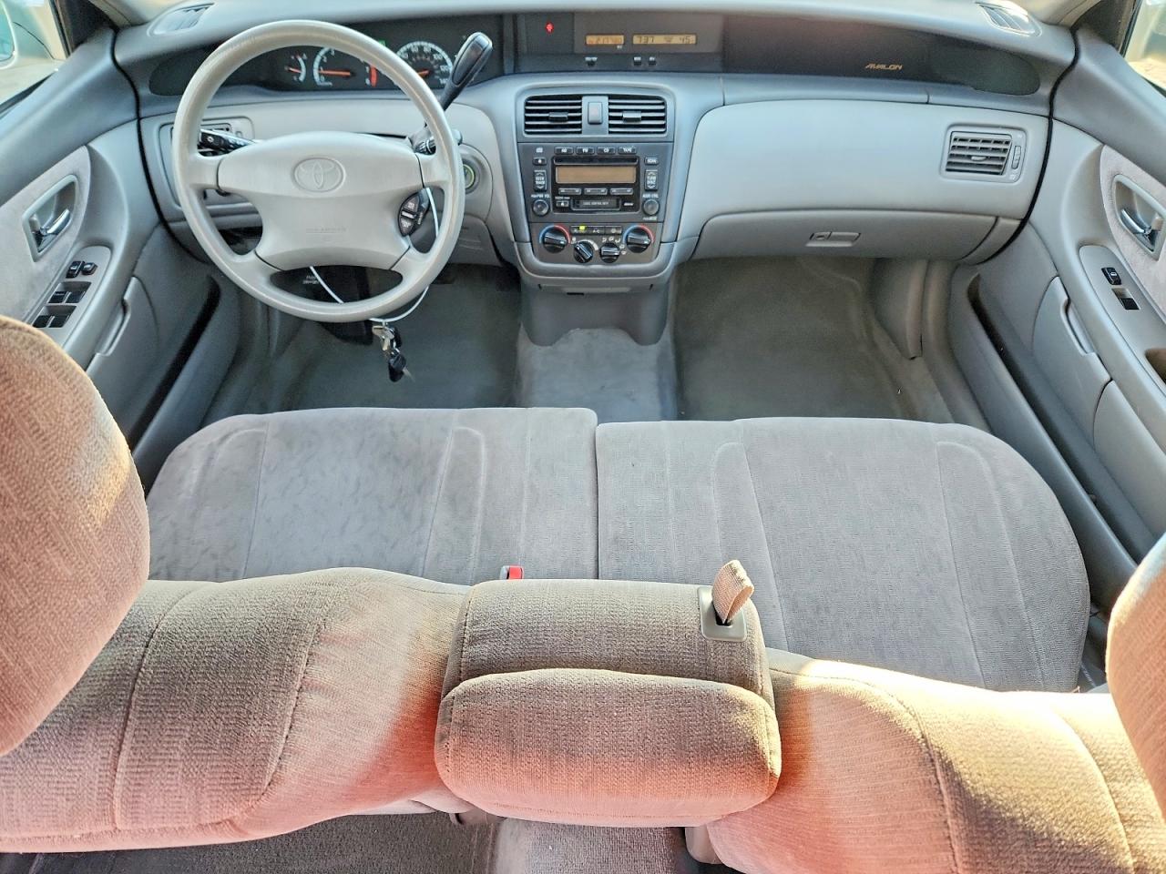 2000 TOYOTA AVALON photo 8