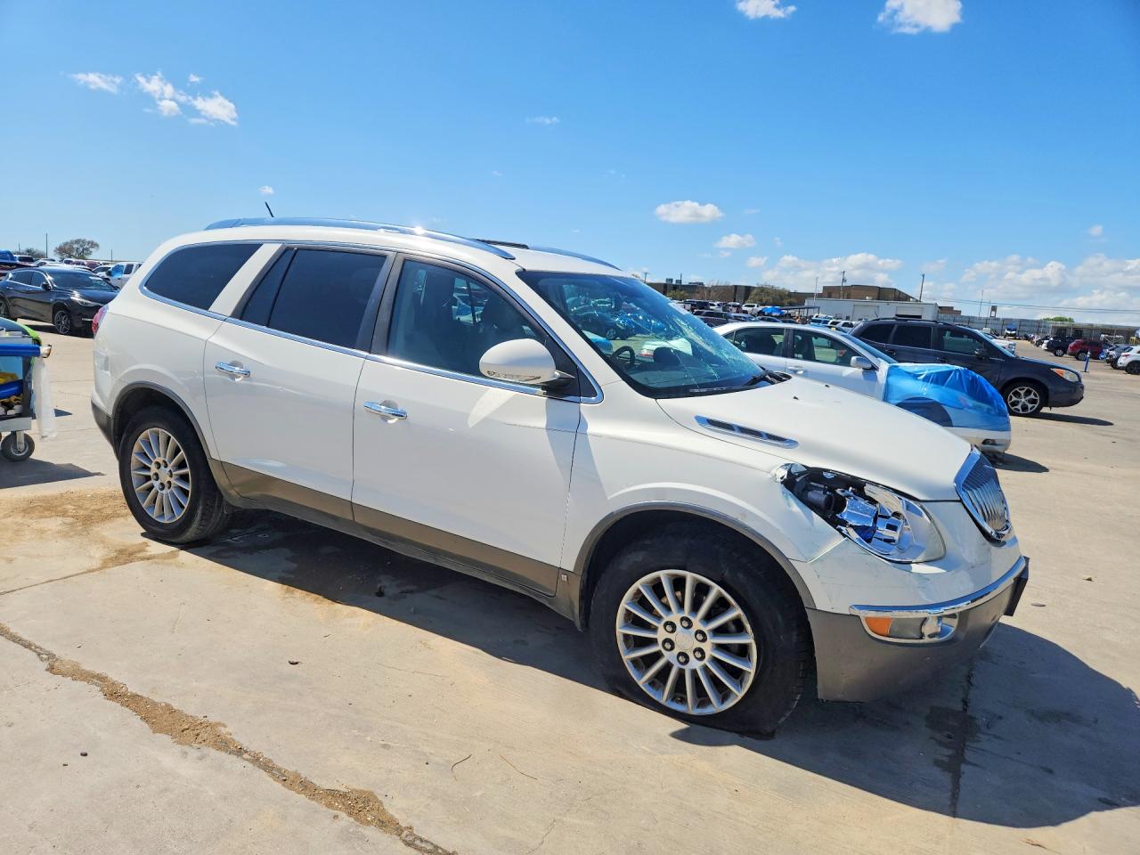 2010 BUICK ENCLAVE CXL photo 10