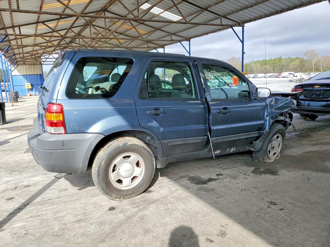 2005 FORD ESCAPE XLS photo 3