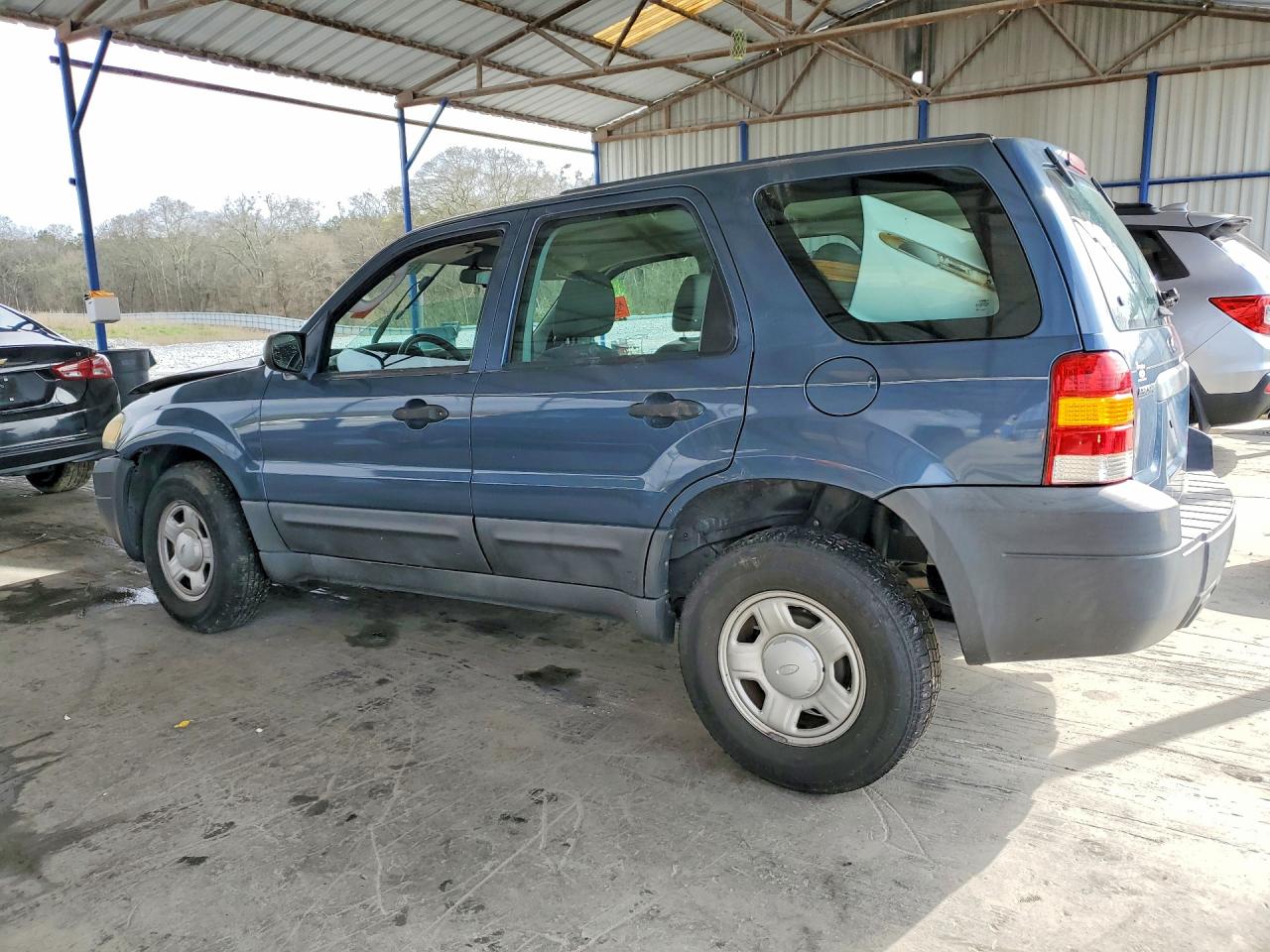 2005 FORD ESCAPE XLS photo 2