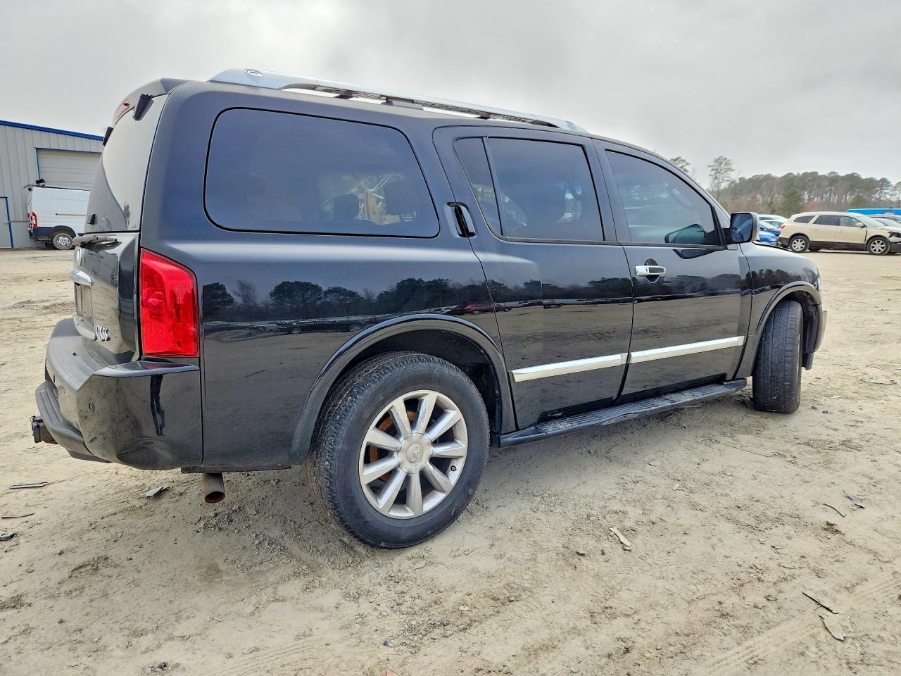 2008 INFINITI QX56 BASE photo 5