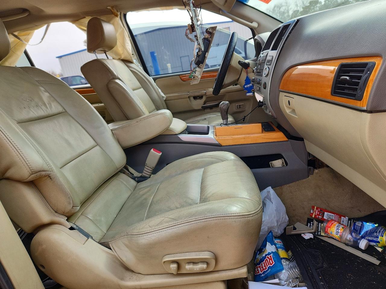 2008 INFINITI QX56 BASE photo 13