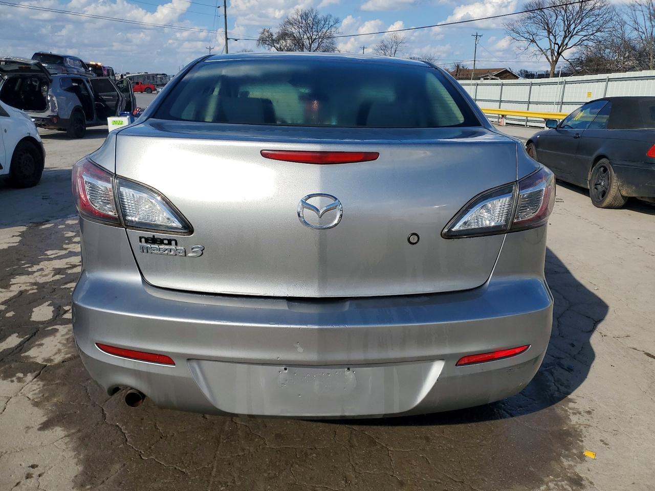 2013 MAZDA 3 I photo 11