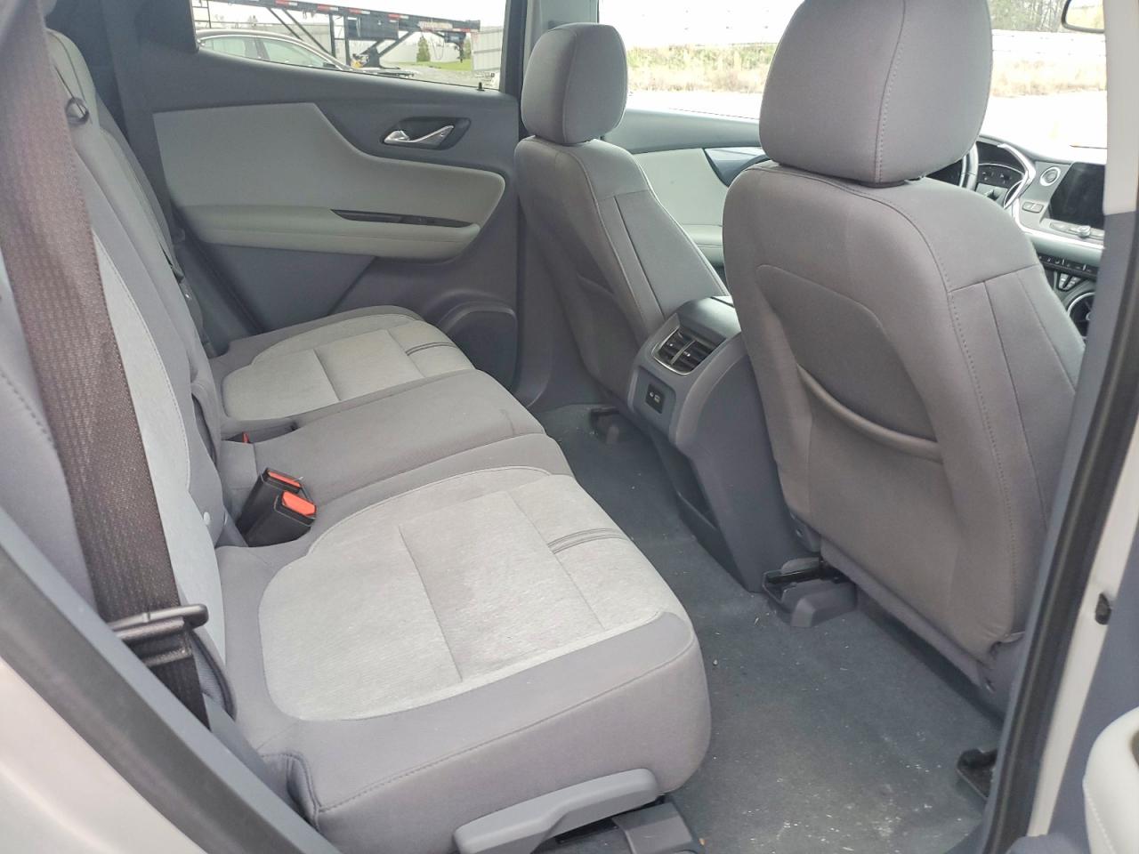 2020 CHEVROLET BLAZER 2LT photo 11