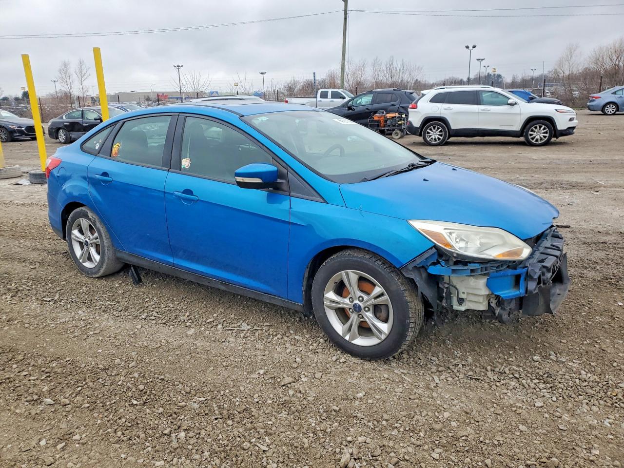 2013 FORD FOCUS SE photo 4