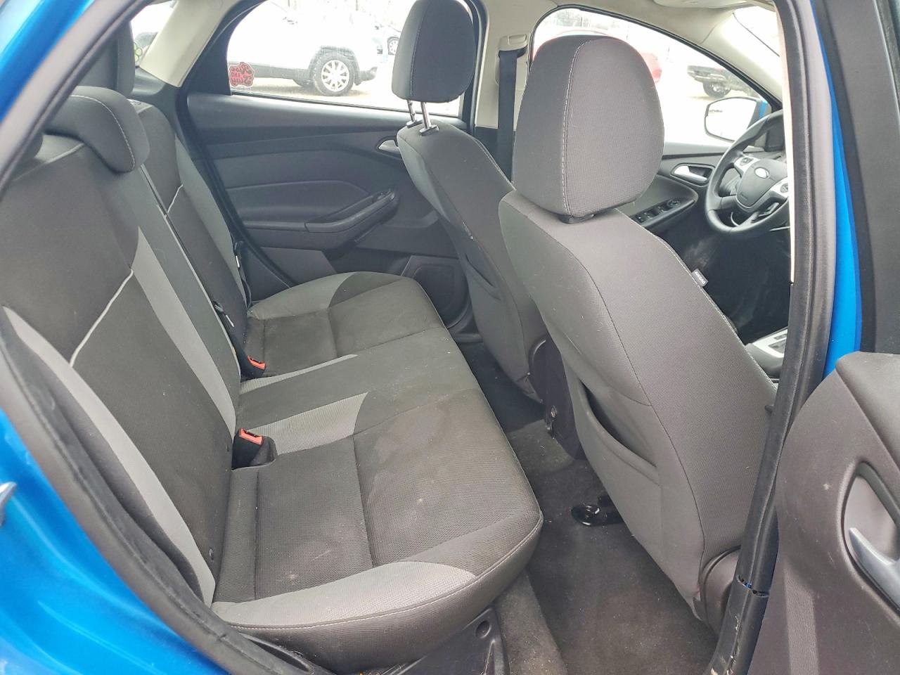 2013 FORD FOCUS SE photo 10
