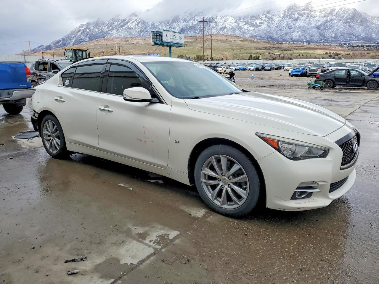 2015 INFINITI Q50 PREMIUM photo 4