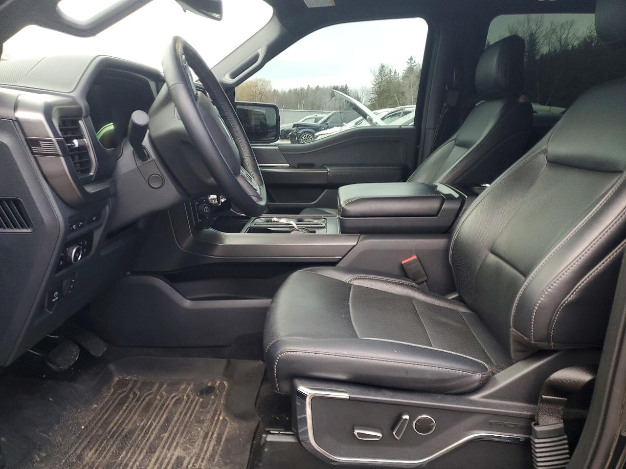 2024 FORD F150 LARIAT photo 7