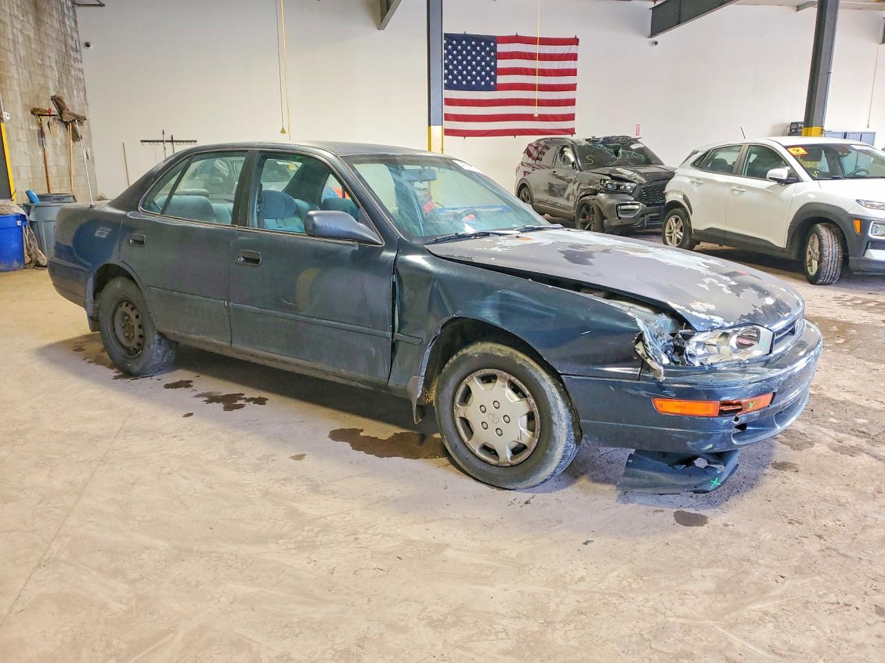 1993 TOYOTA CAMRY LE photo 7