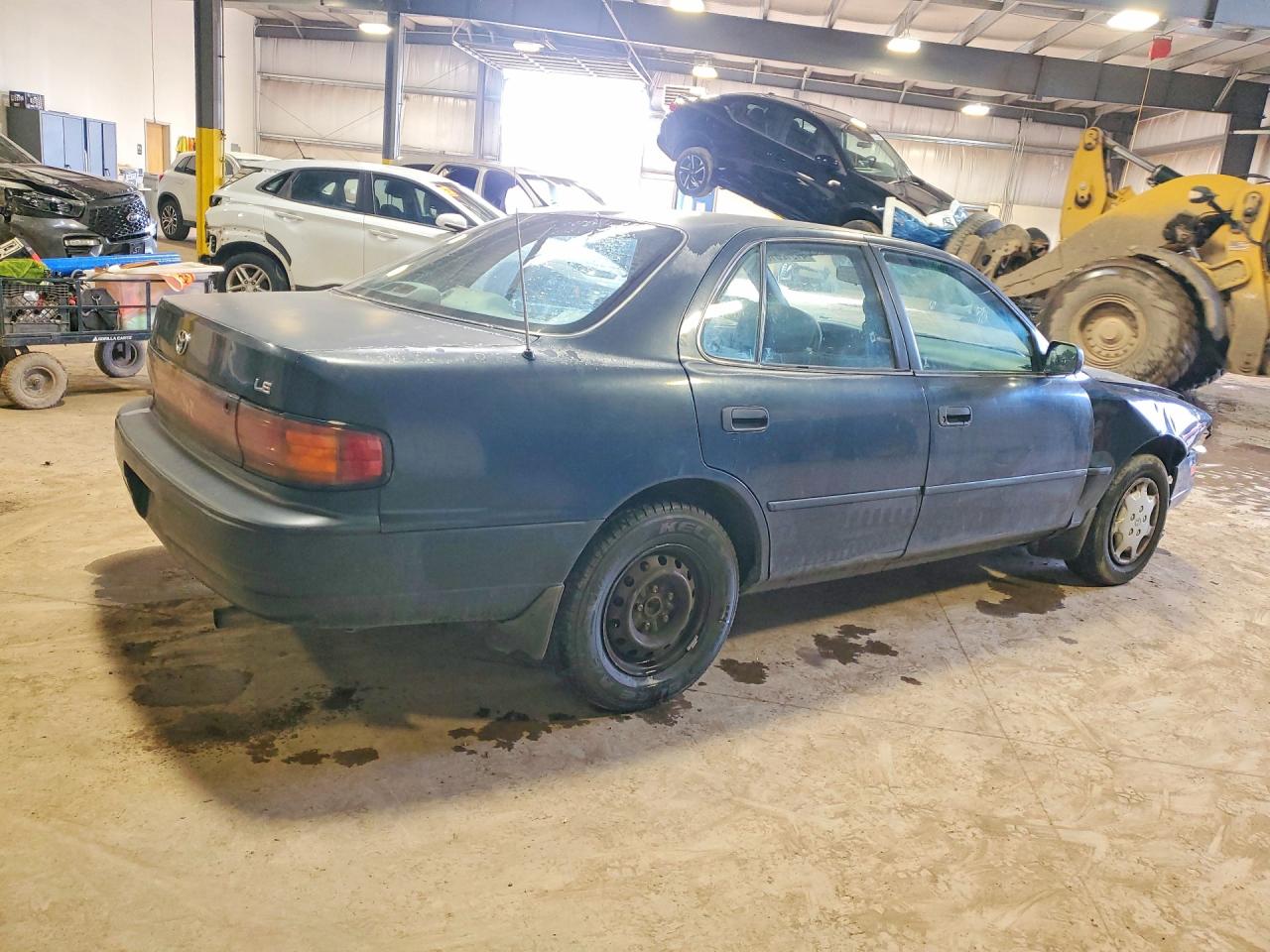1993 TOYOTA CAMRY LE photo 5