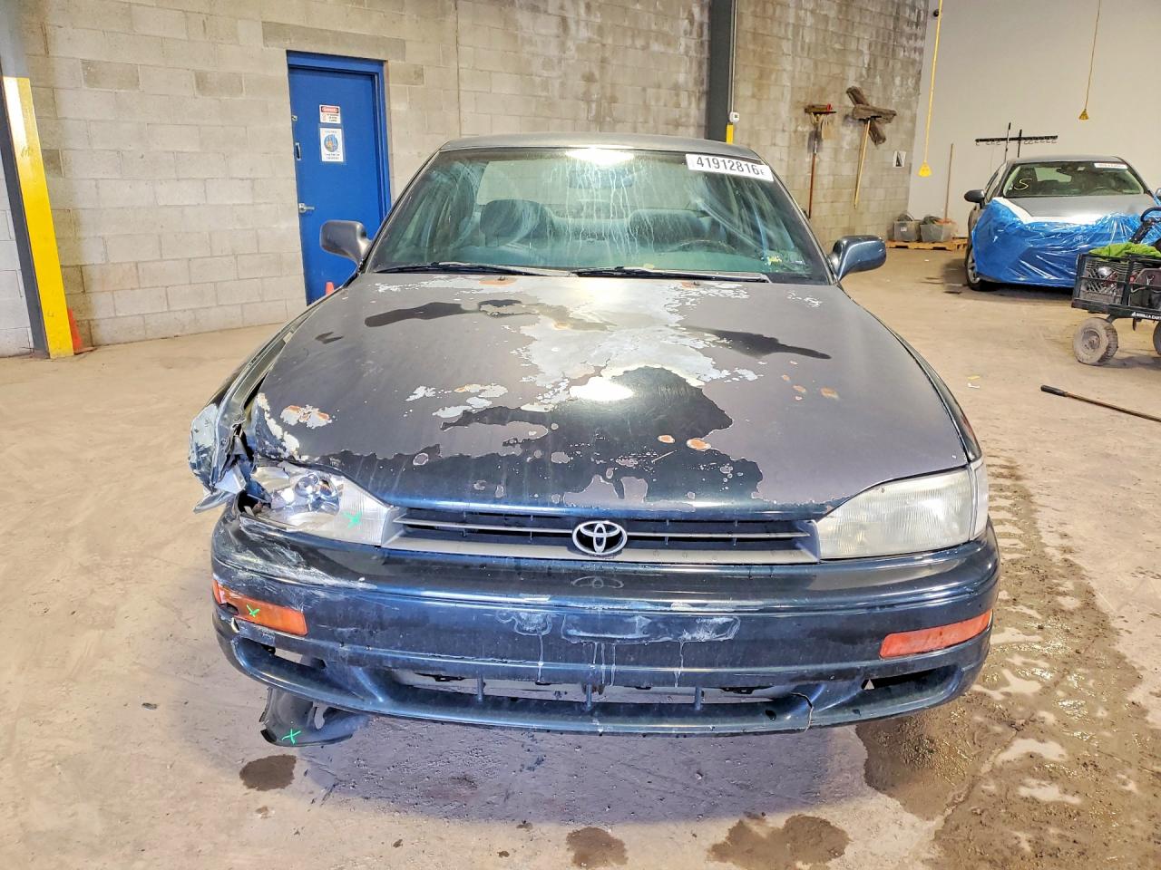 1993 TOYOTA CAMRY LE photo 9