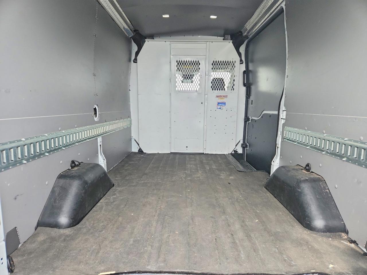 2020 FORD TRANSIT 350 DELIVERY VAN photo 10