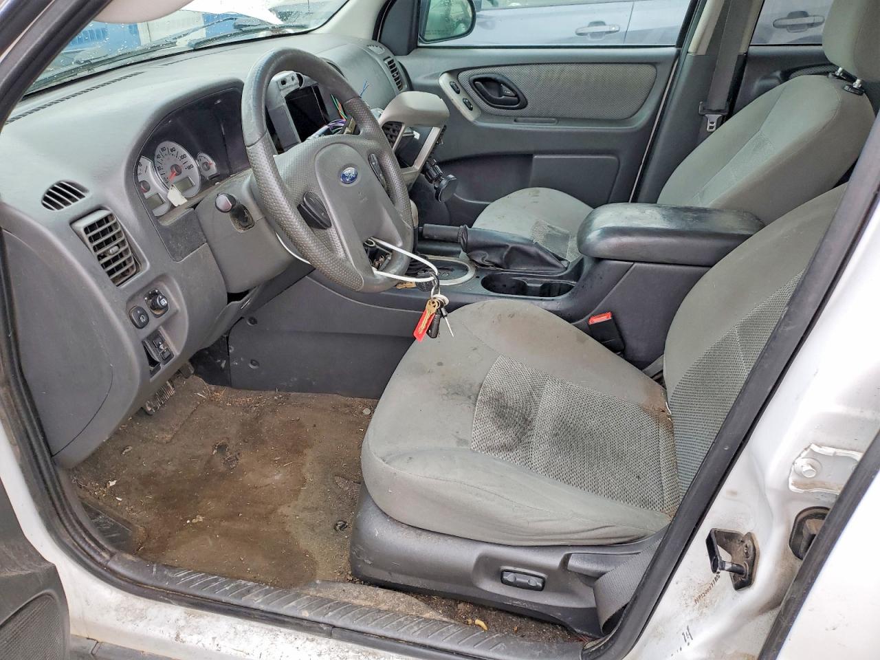 2005 FORD ESCAPE HEV photo 13