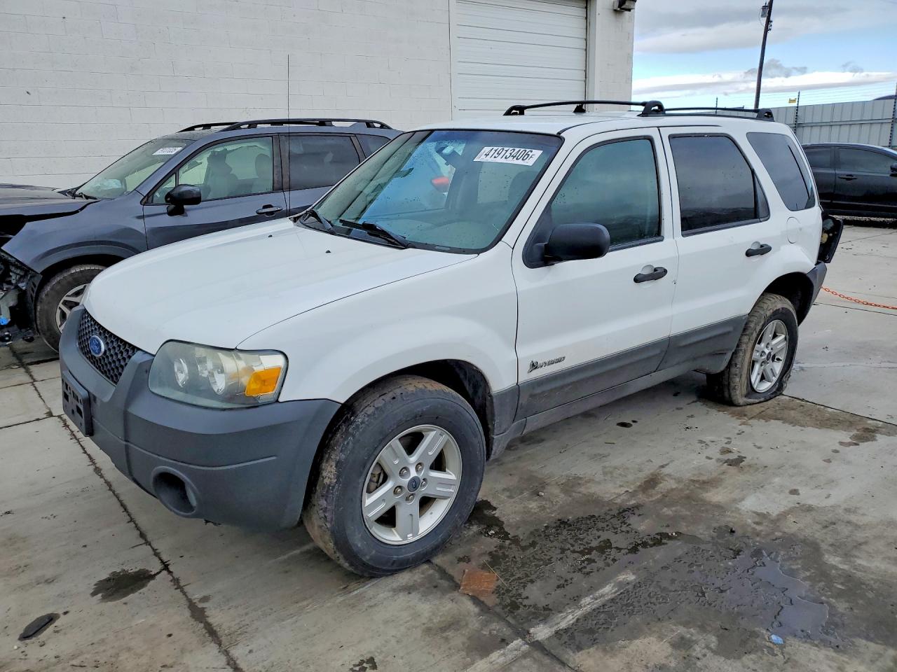 2005 FORD ESCAPE