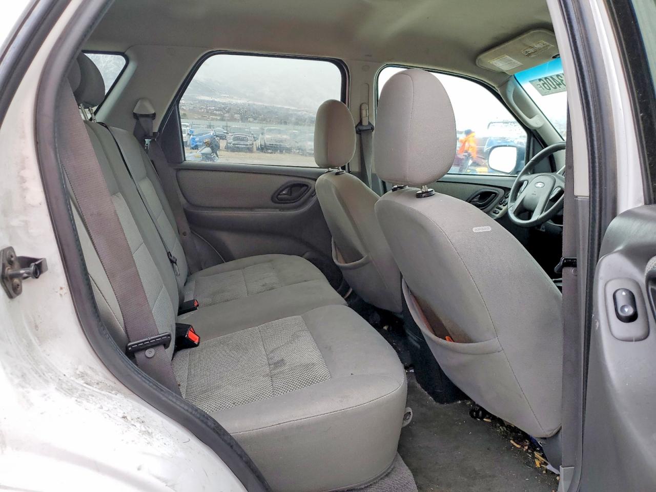 2005 FORD ESCAPE HEV photo 19