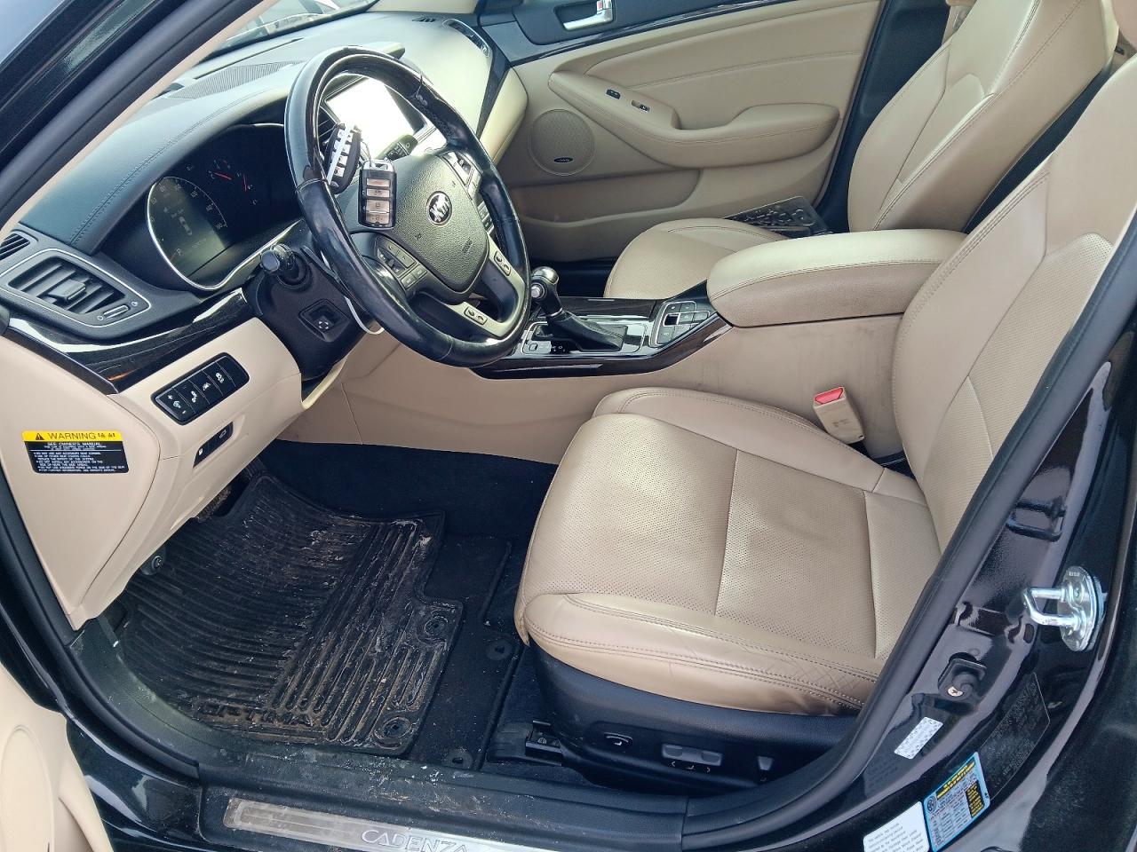 2014 KIA CADENZA PREMIUM photo 7