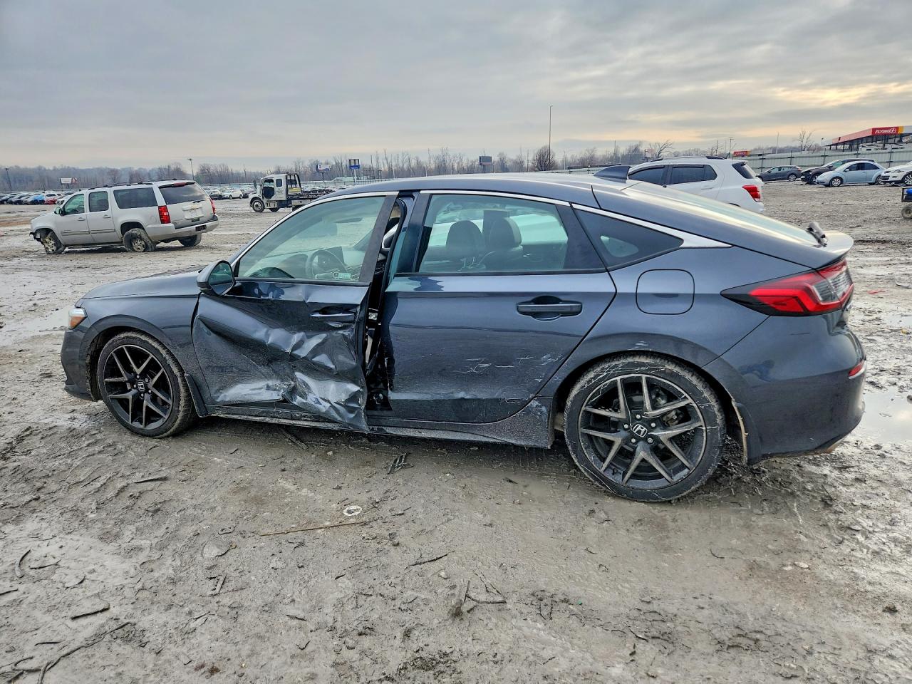 2022 HONDA CIVIC SPORT TOURING photo 2