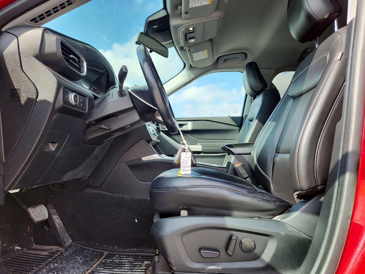 2021 FORD EXPLORER XLT photo 19