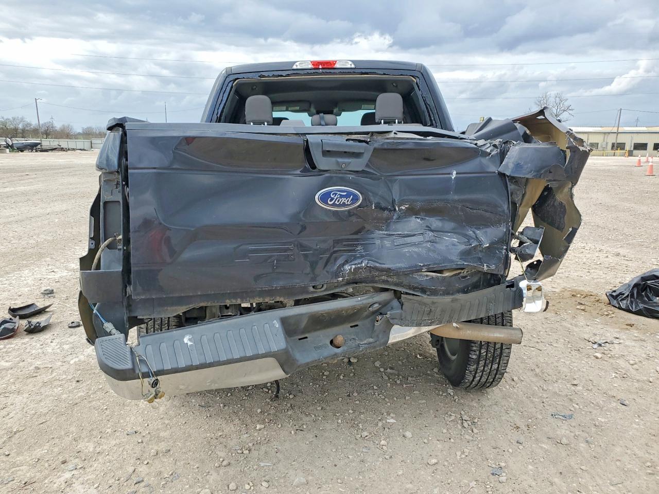 2019 FORD F150 SUPERCREW photo 16