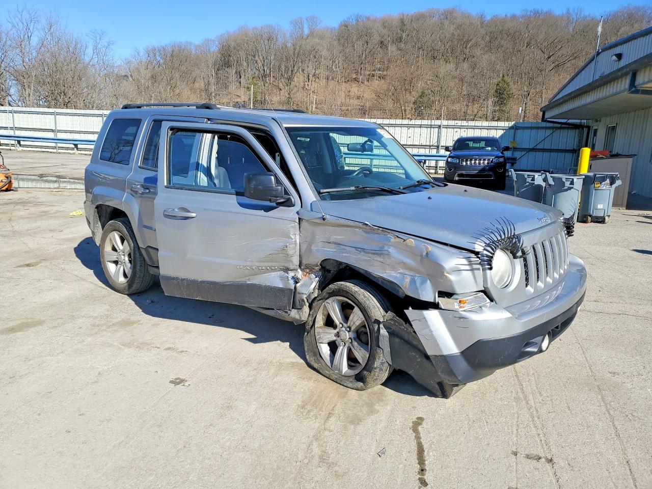 2014 JEEP PATRIOT LATITUDE photo 4