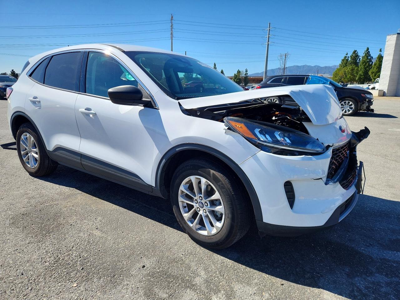 2022 FORD ESCAPE SE photo 4