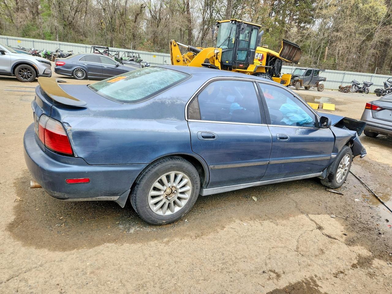 1997 HONDA ACCORD LX photo 5