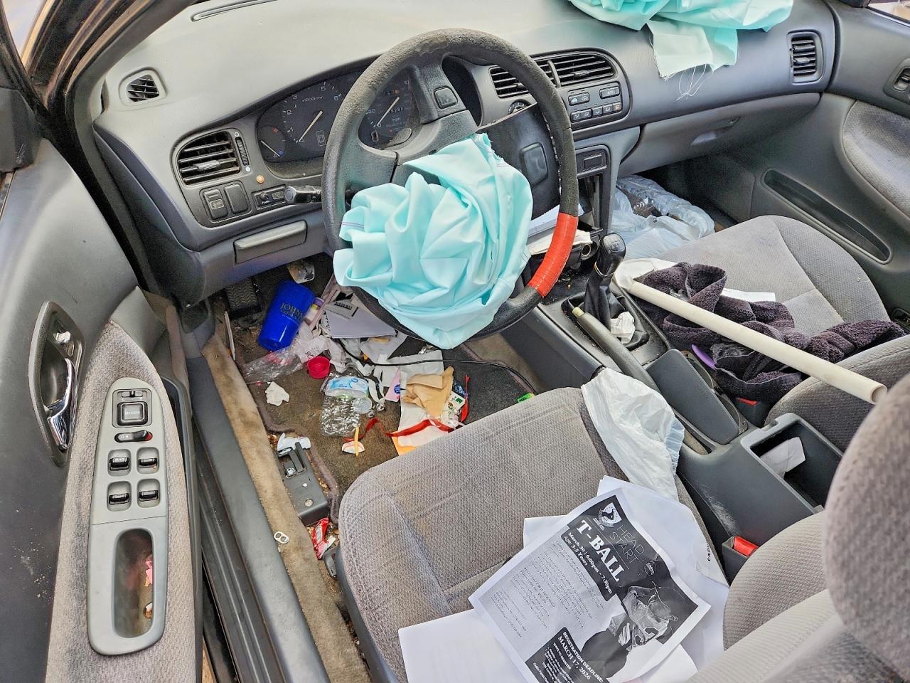 1997 HONDA ACCORD LX photo 15